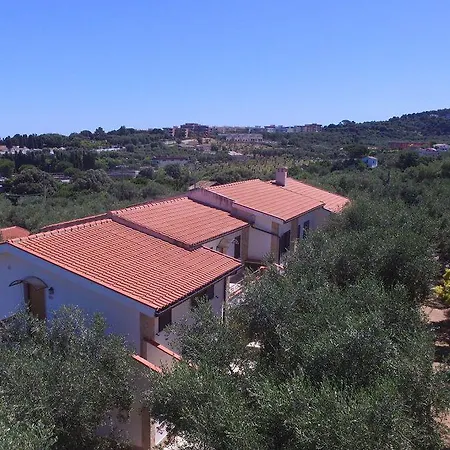Hotel apartamentowy Zagare Rodi Garganico