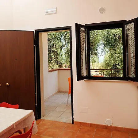 Hotel apartamentowy Zagare Rodi Garganico