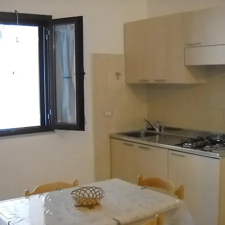 Ξενοδοχείο με διαμερίσματα Zagare